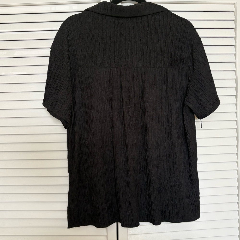 Black Textured Shirt and Shorts Set - Picture 6 of 6